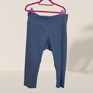 Old Navy Active Blue High-Rise Capri Leggings Size 2X